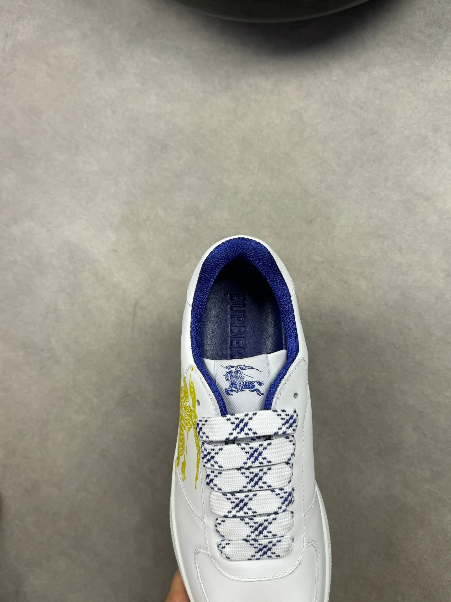 p420💰Men's shoes [BURBERRY] Burberry - High-end quality original order 🔍🔍🔍 - Upper: imported 🔝 Napa calfskin, 3D color printed brand totem on shoe body, tongue brand cloth label, heel air-pressure brand totem - Inner: canvas lining, feet; water-dyed cowhide - Outsole: ultra-light TPR rubber; two-color molded outsole -Ultra-high quality control and fine workmanship: outstanding (high-end, extravagance, grade) -Size: 38-44 (45, 46, can be customized)